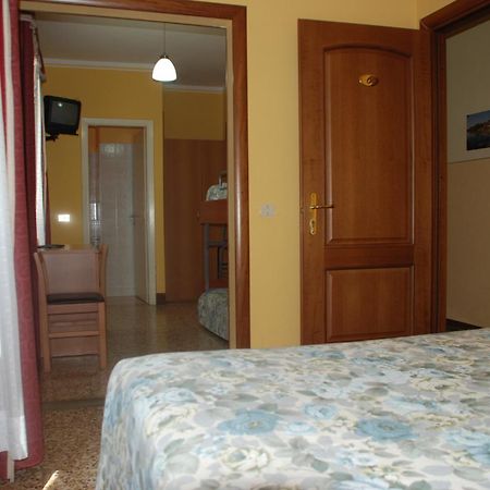 Hotel Villa Ruscello Бавено Екстер'єр фото