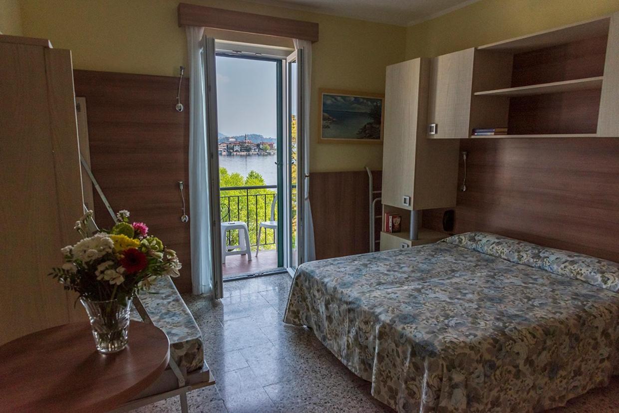 Hotel Villa Ruscello Бавено Екстер'єр фото