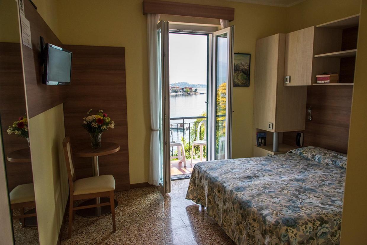 Hotel Villa Ruscello Бавено Екстер'єр фото